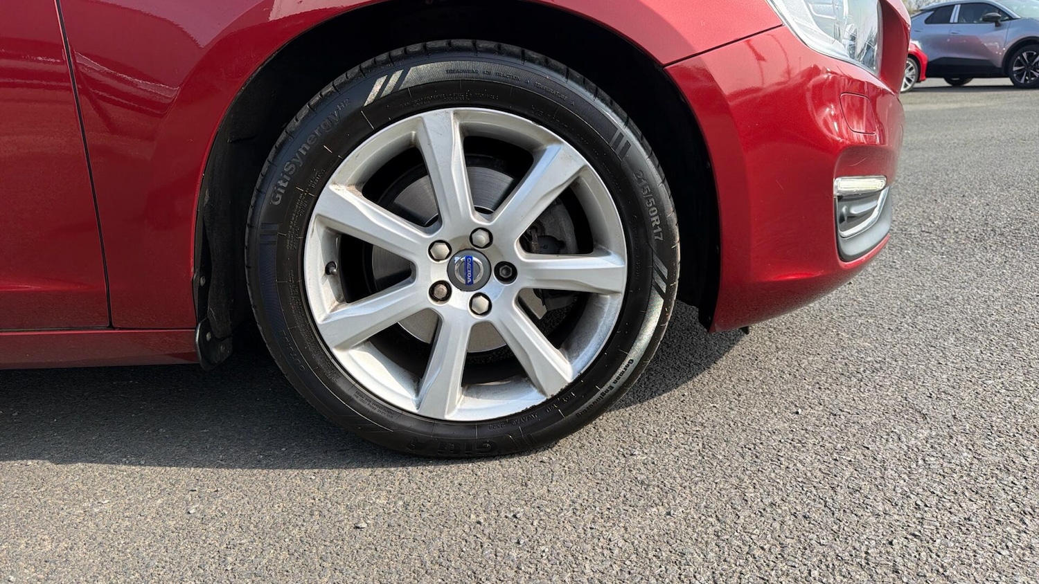 Used Volvo S60 2015 for sale - 77982385: Photo 32