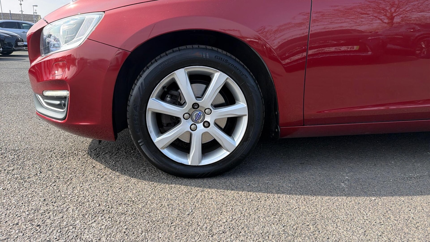 Used Volvo S60 2015 for sale - 77982385: Photo 40