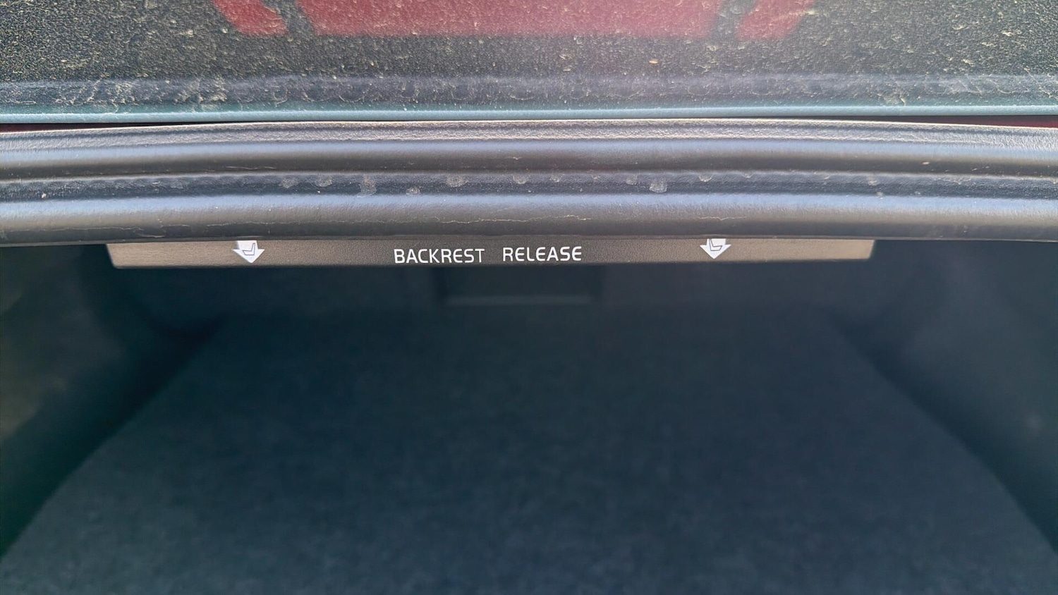 Used Volvo S60 2015 for sale - 77982385: Photo 41