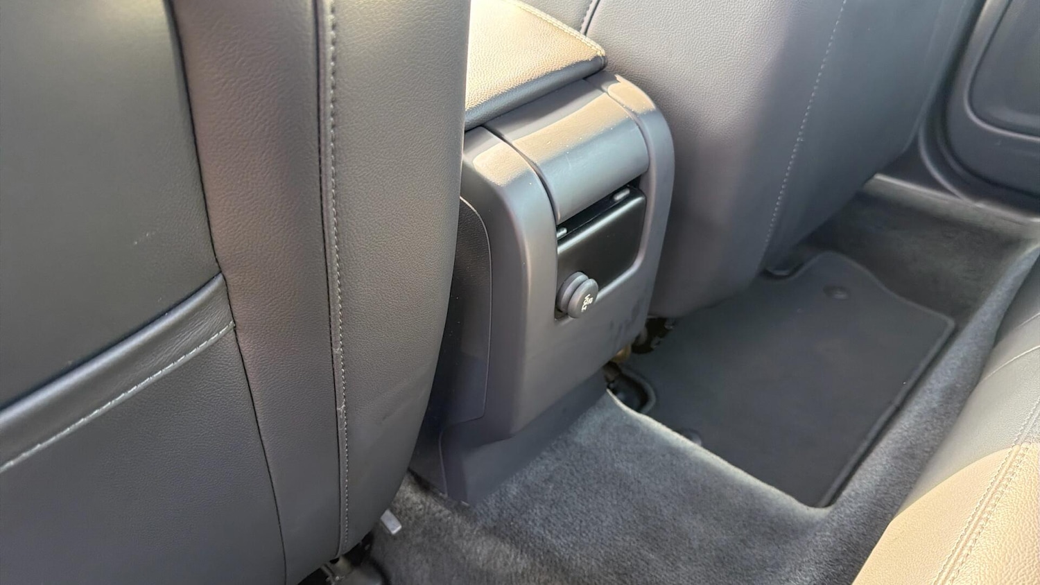 Used Volvo S60 2015 for sale - 77982385: Photo 48