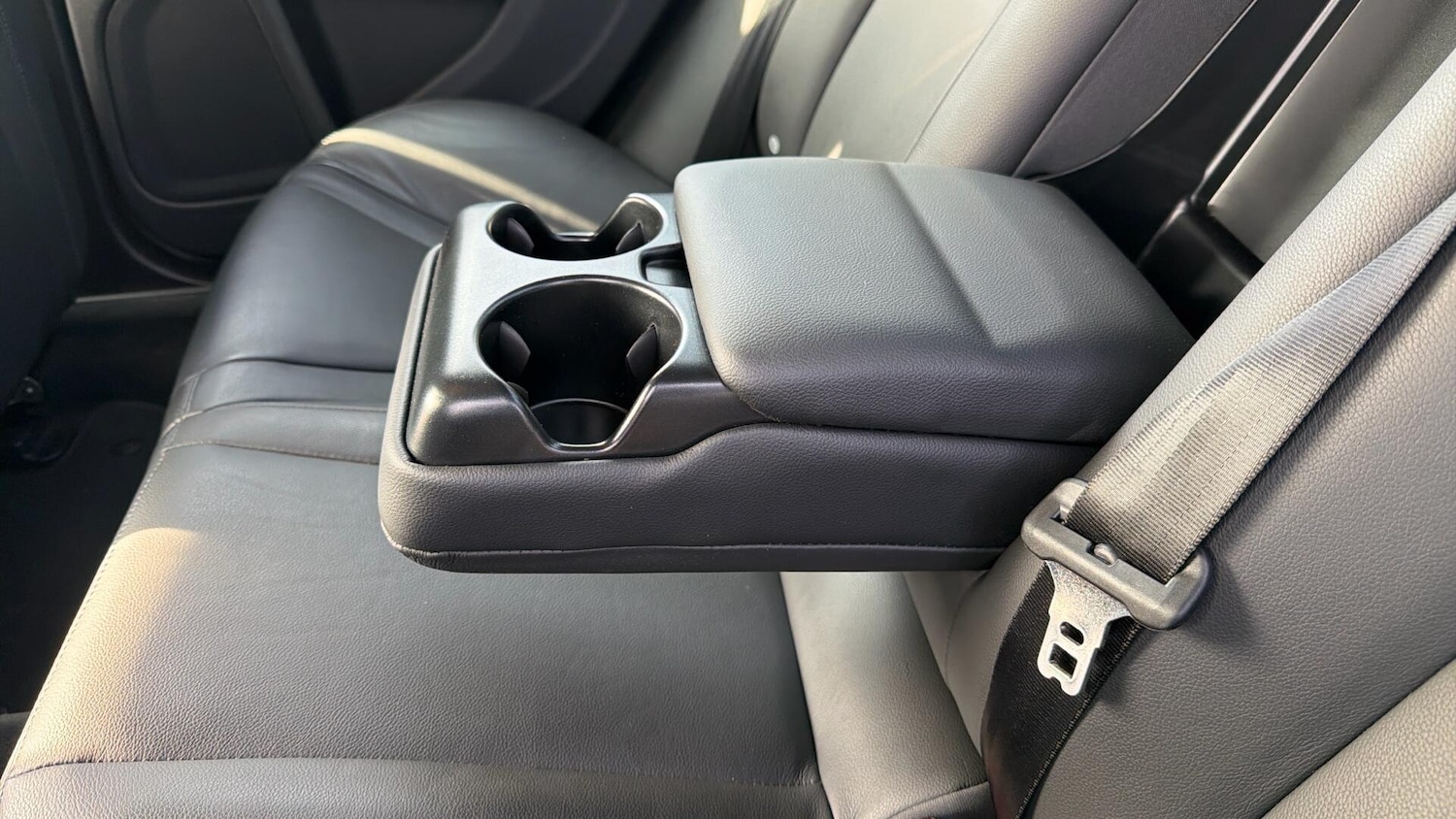 Used Volvo S60 2015 for sale - 77982385: Photo 49