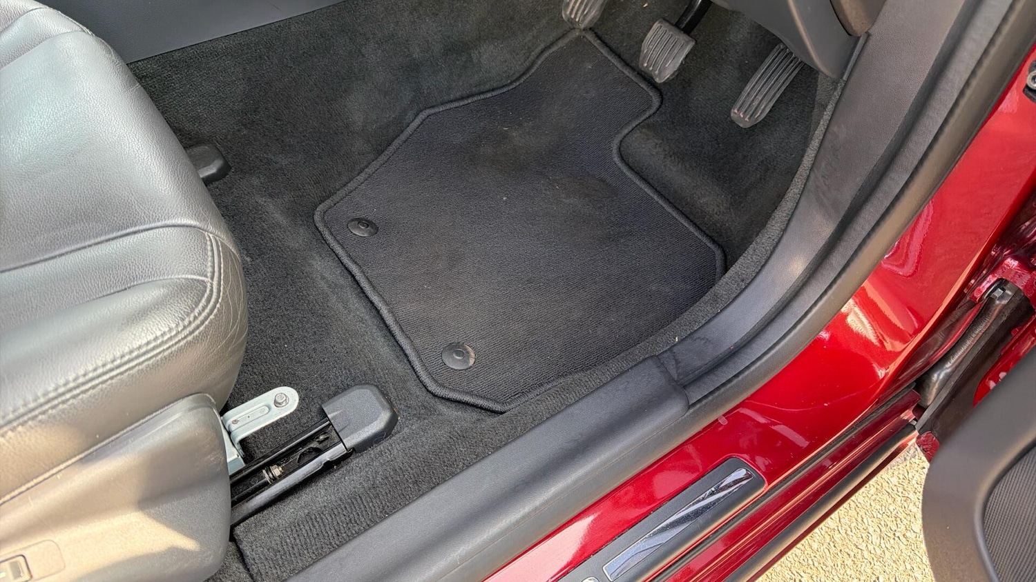 Used Volvo S60 2015 for sale - 77982385: Photo 60