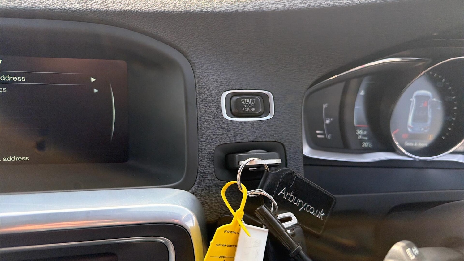 Used Volvo S60 2015 for sale - 77982385: Photo 67