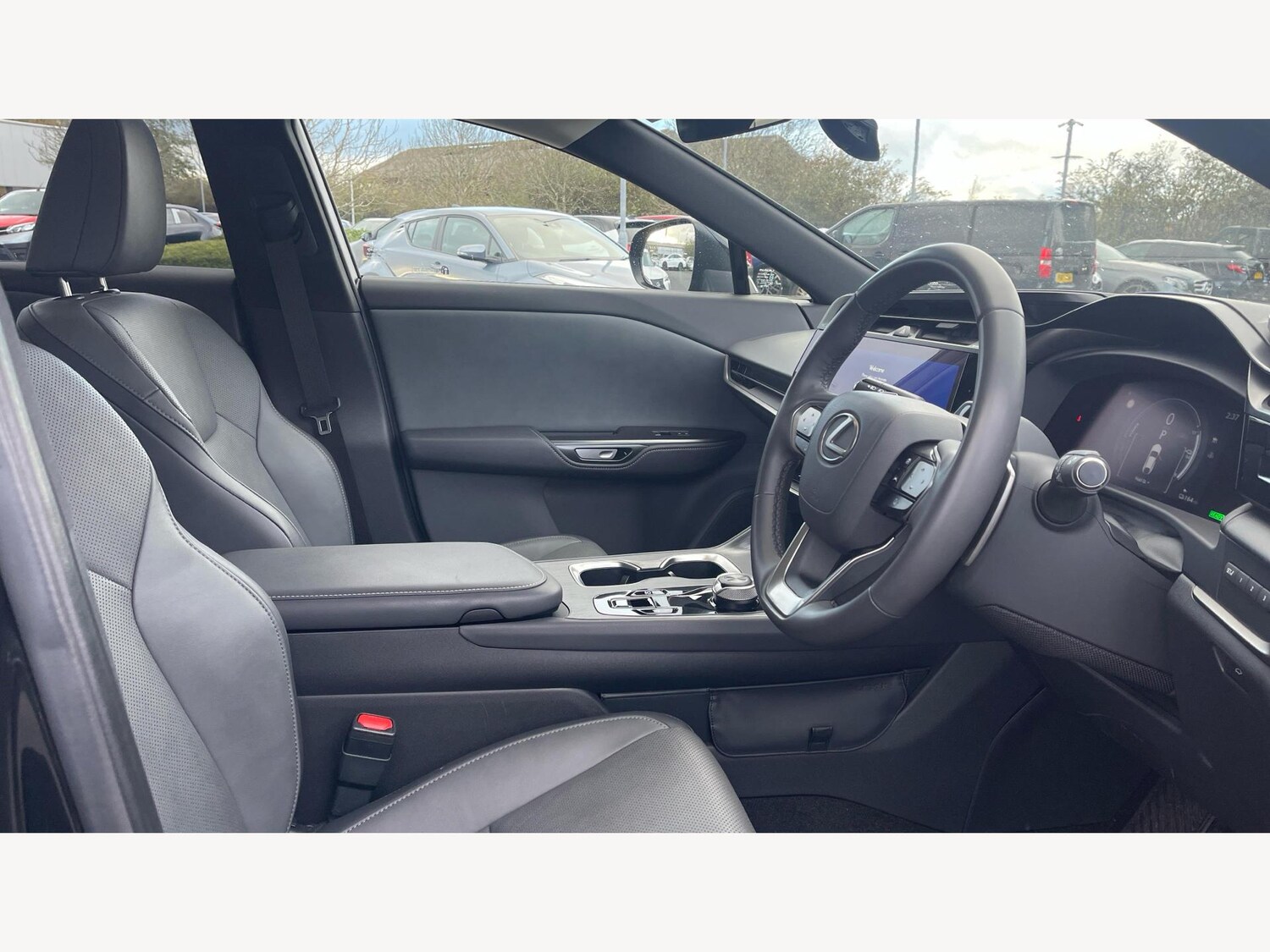 Used Lexus RZ 2023 for sale - 77330601: Photo 15