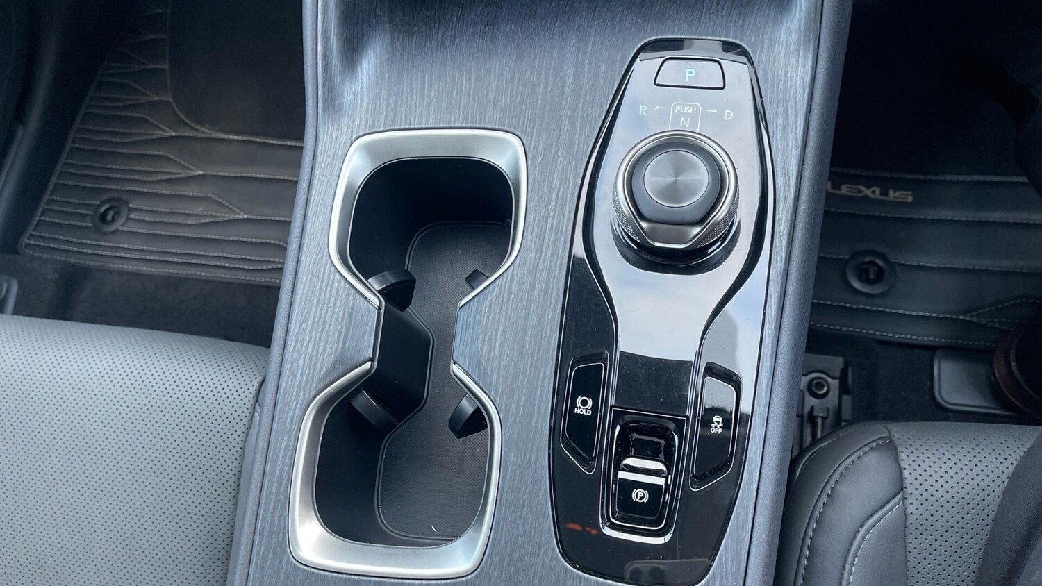 Used Lexus RZ 2023 for sale - 77330601: Photo 38