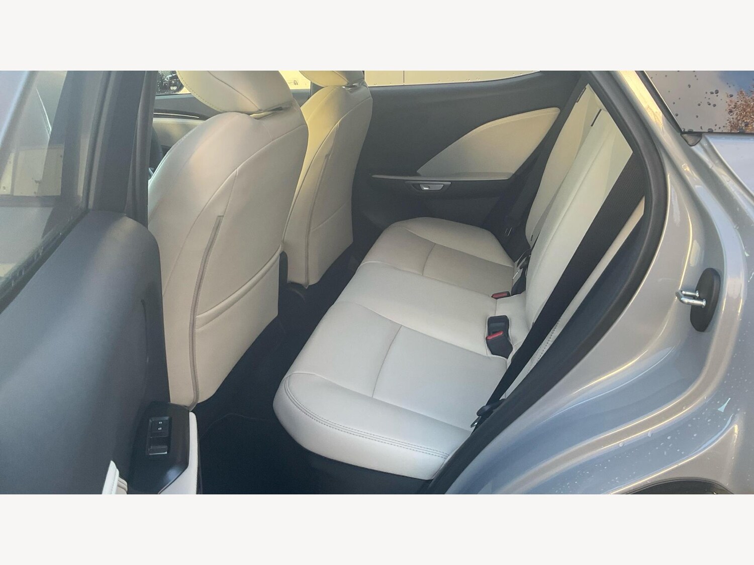 Used Lexus LBX 2024 for sale - 77040619: Photo 16