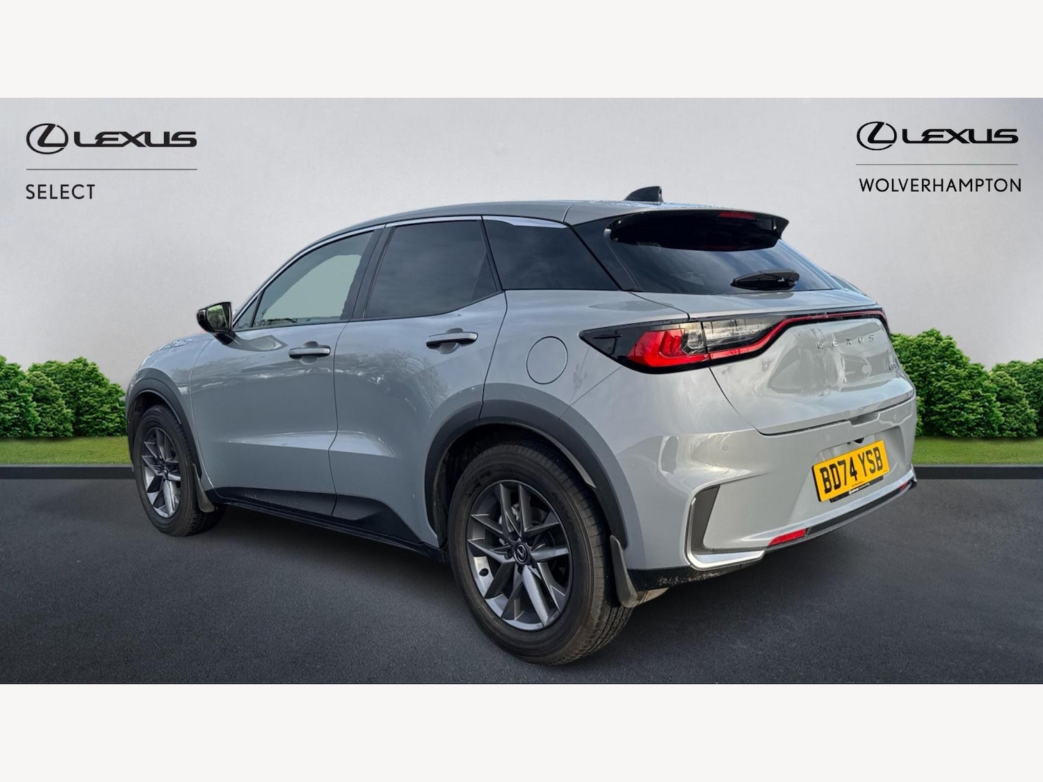 Used Lexus LBX 2024 for sale - 77040619: Photo 2