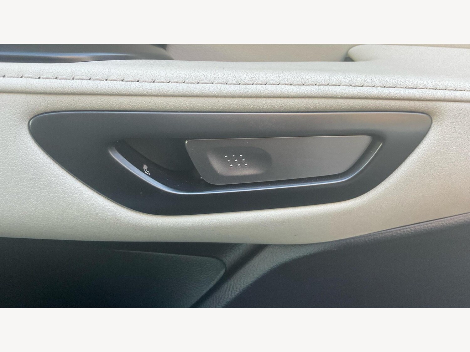 Used Lexus LBX 2024 for sale - 77040619: Photo 28