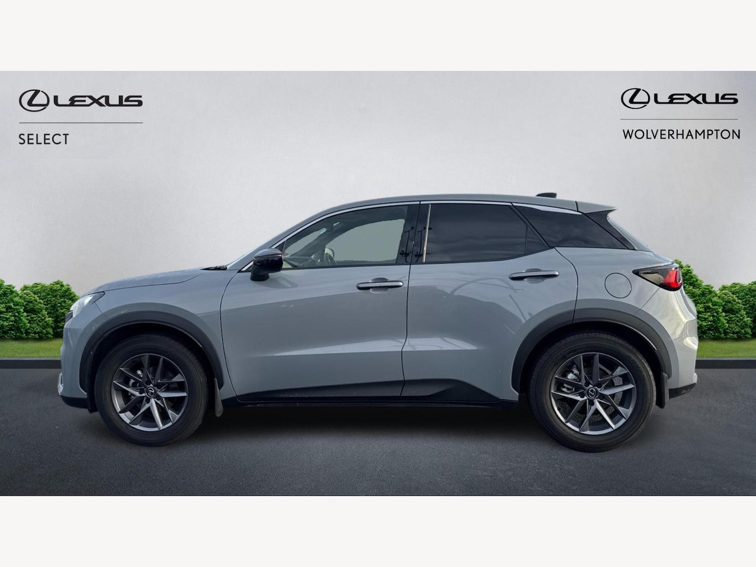 Used Lexus LBX 2024 for sale - 77040619: Photo 3