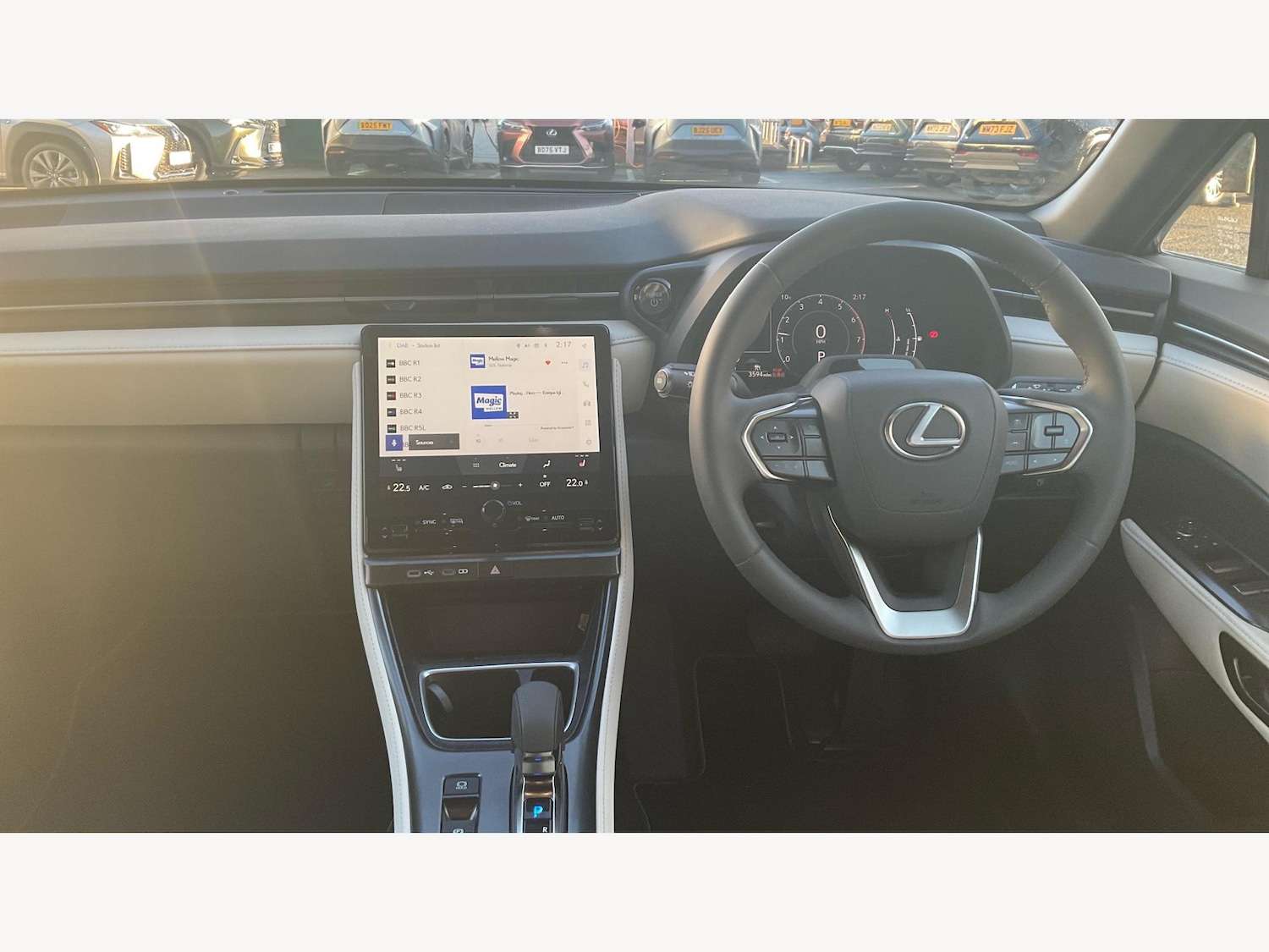 Used Lexus LBX 2024 for sale - 77040619: Photo 9