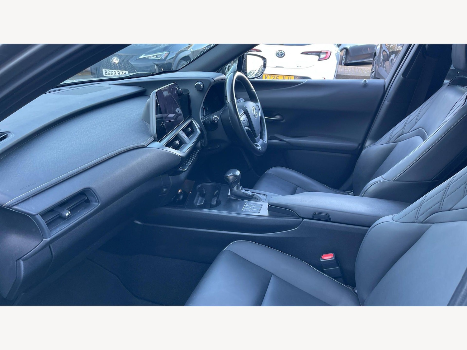 Used Lexus UX 2023 for sale - 78171227: Photo 8
