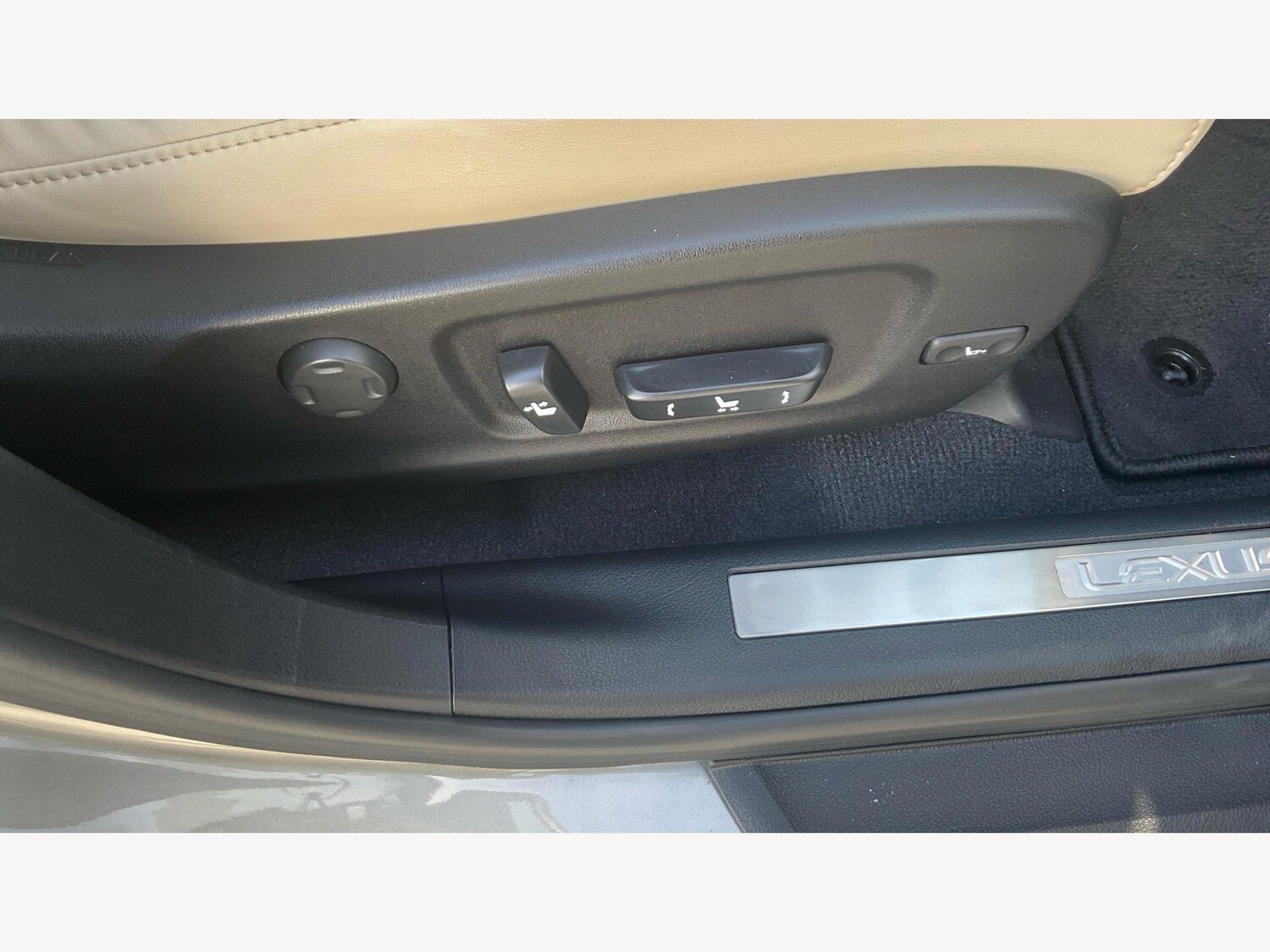 Used Lexus RX for sale - 77695369: Photo 31