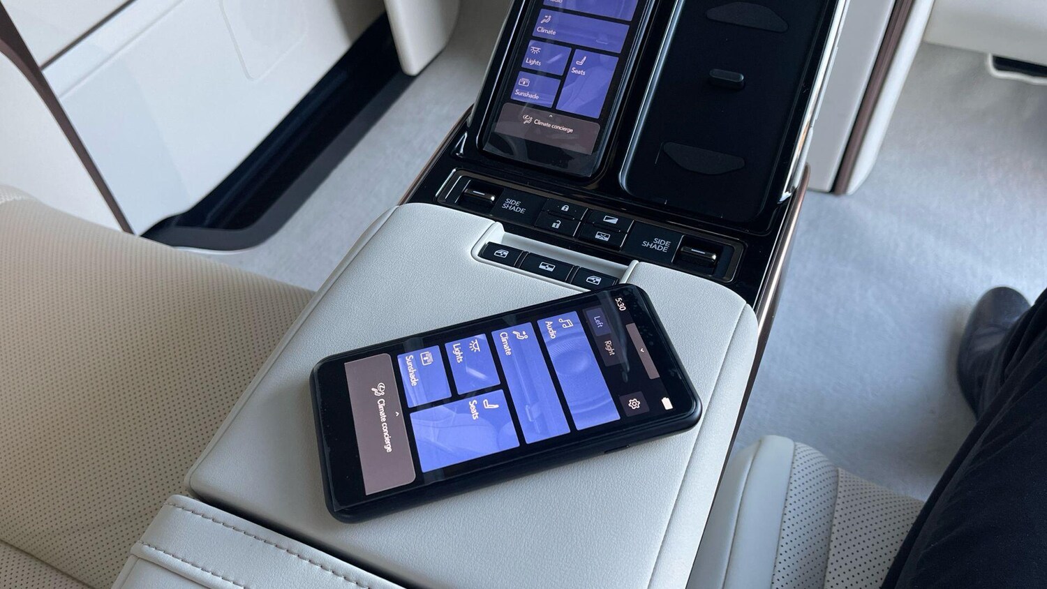 Used Lexus LM for sale - 77970482: Photo 23