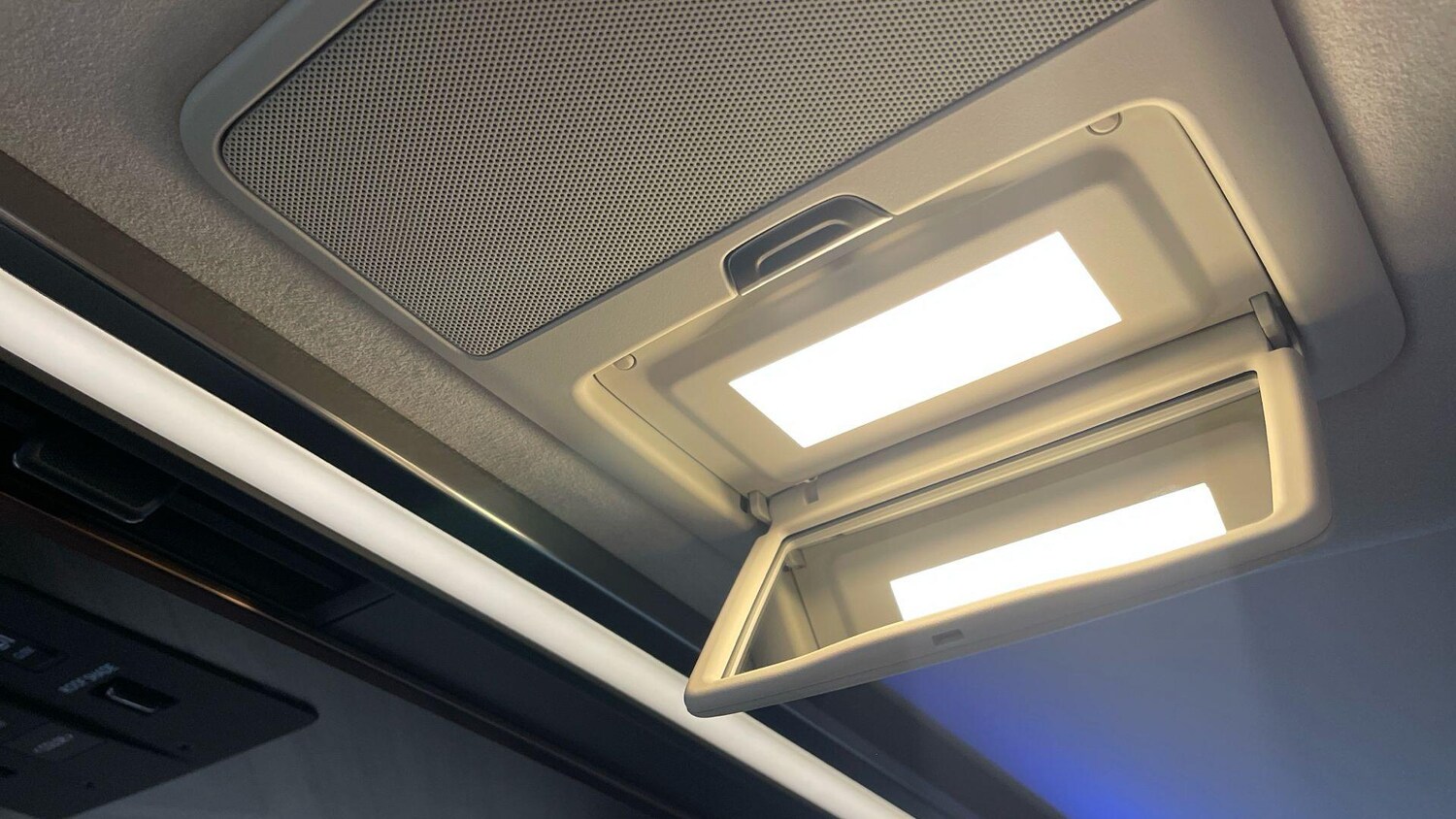 Used Lexus LM for sale - 77970482: Photo 67