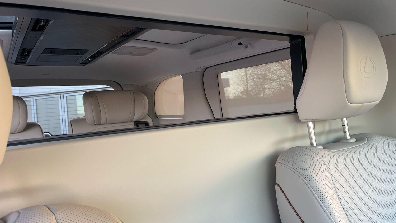 Used Lexus LM for sale - 77970482: Photo 99