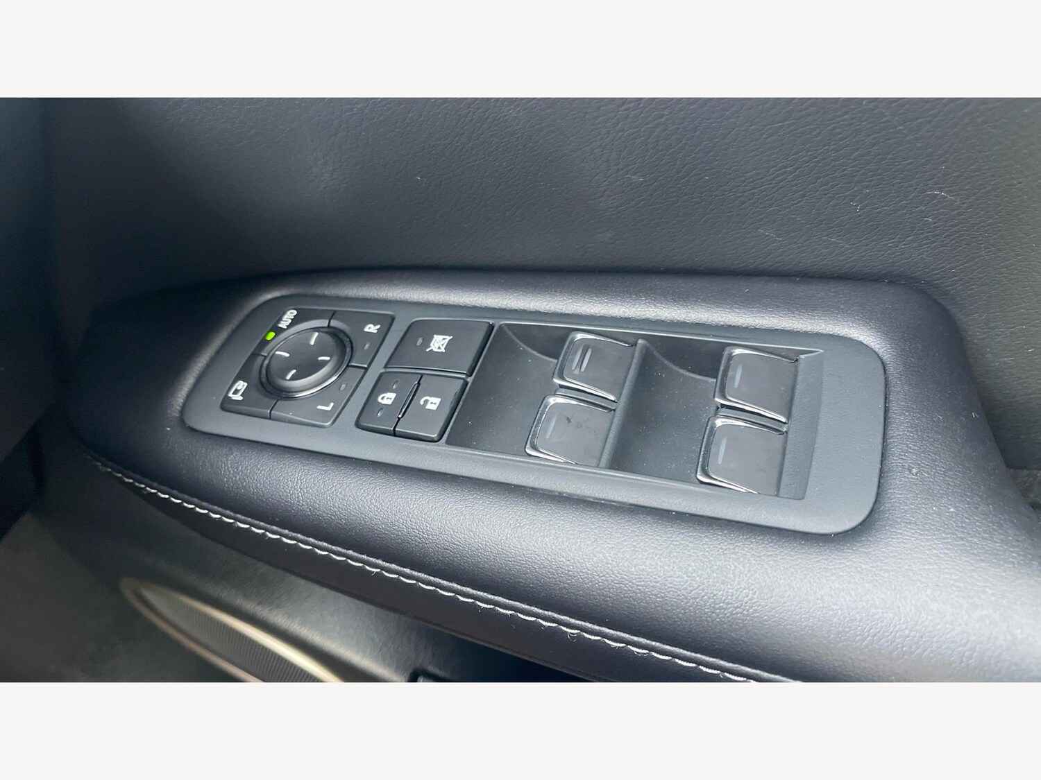 Used Lexus RX 2022 for sale - 77040185: Photo 30