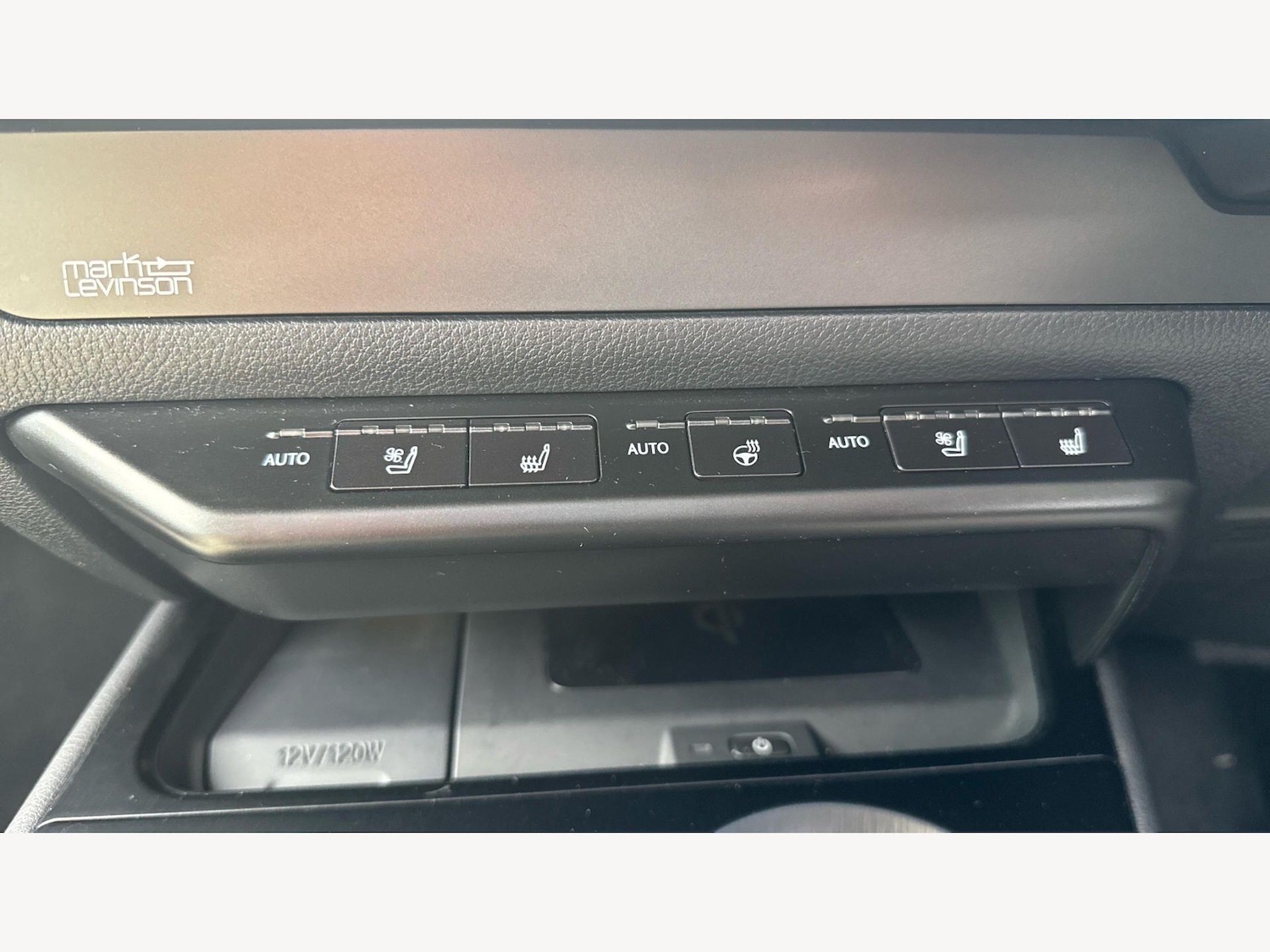 Used Lexus UX for sale - 77705680: Photo 31