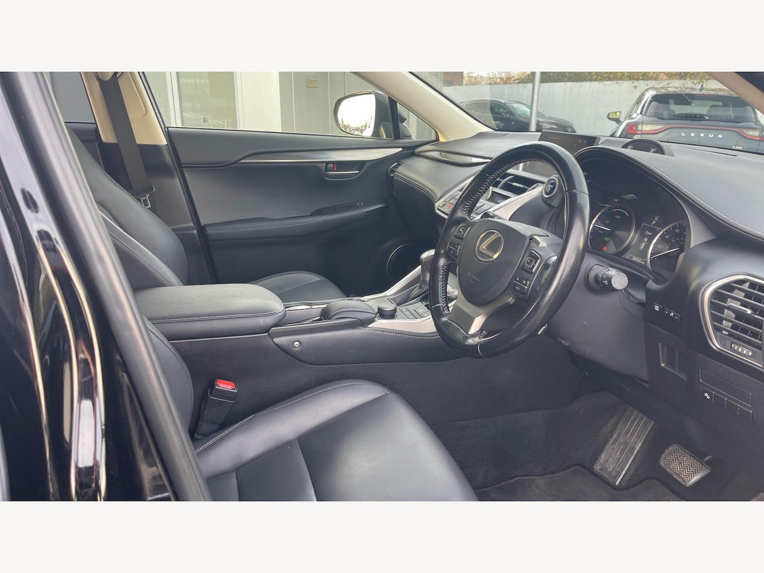 Used Lexus NX 2017 for sale - 76633744: Photo 15