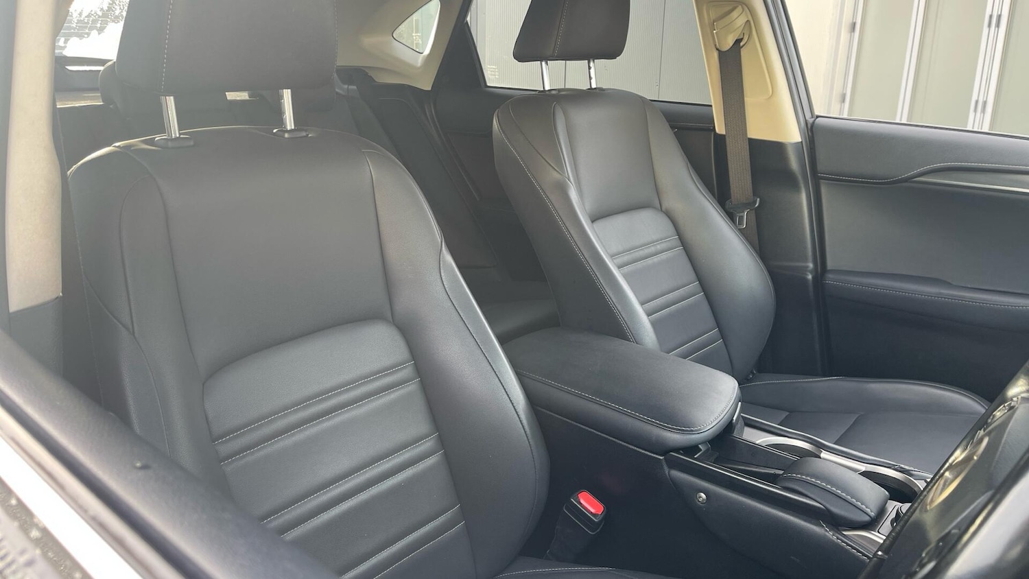 Used Lexus NX 2017 for sale - 76633744: Photo 32