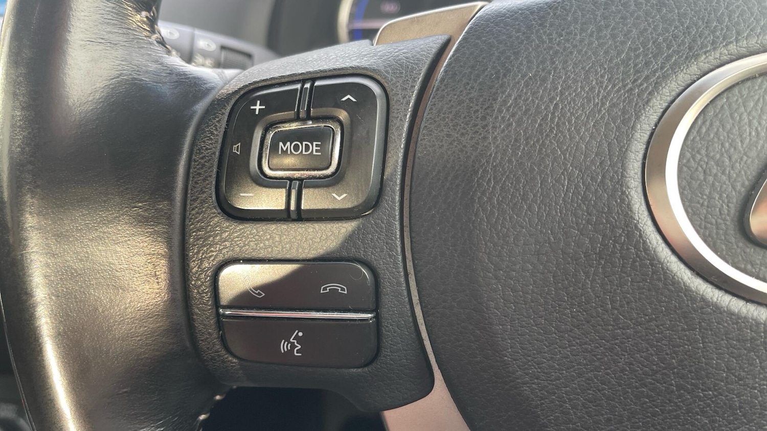 Used Lexus NX 2017 for sale - 76633744: Photo 40