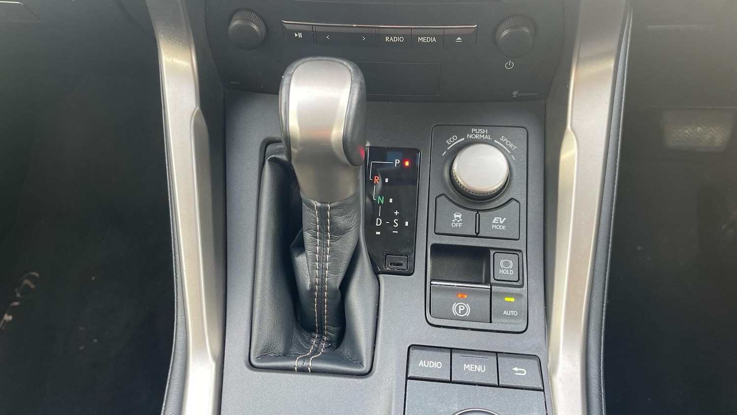 Used Lexus NX 2017 for sale - 76633744: Photo 44