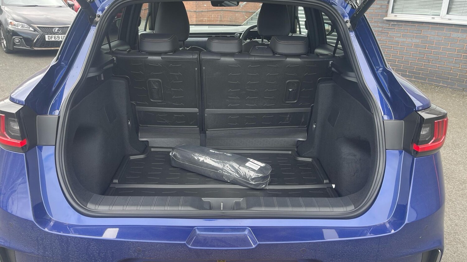 Used Lexus LBX 2025 for sale - 78170063: Photo 15