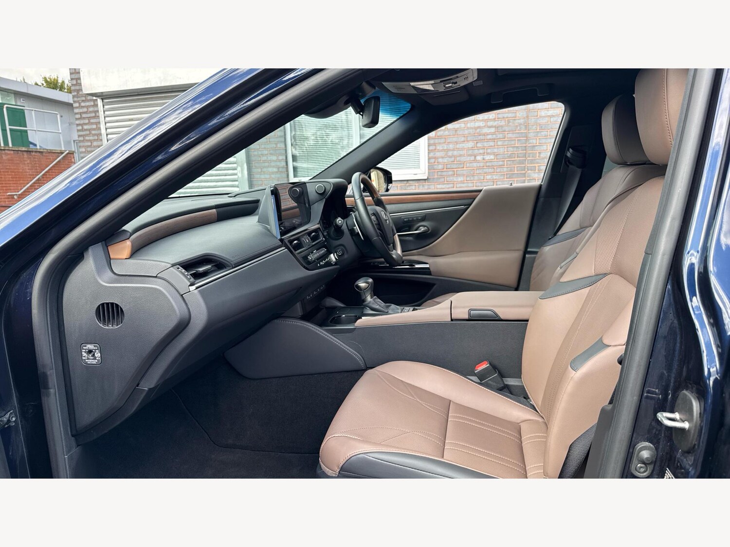 Used Lexus ES 2023 for sale - 76094347: Photo 8