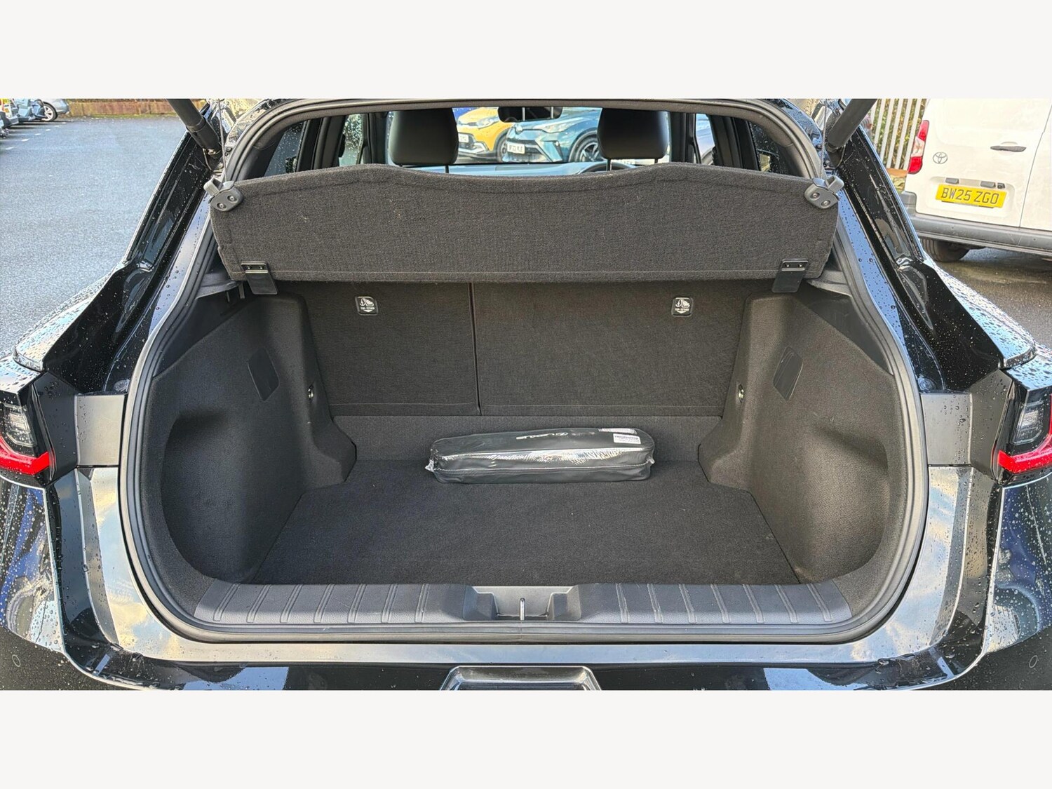 Used Lexus LBX 2025 for sale - 76886623: Photo 17