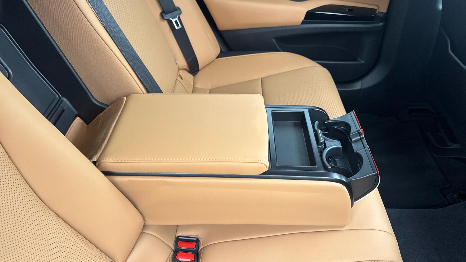 Used Lexus ES 2022 for sale - 77564858: Photo 41