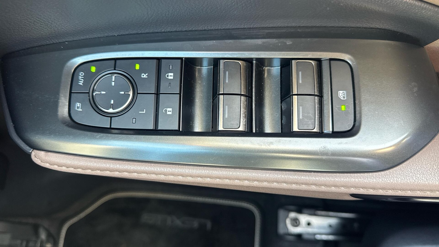 Used Lexus LBX 2024 for sale - 78058400: Photo 38