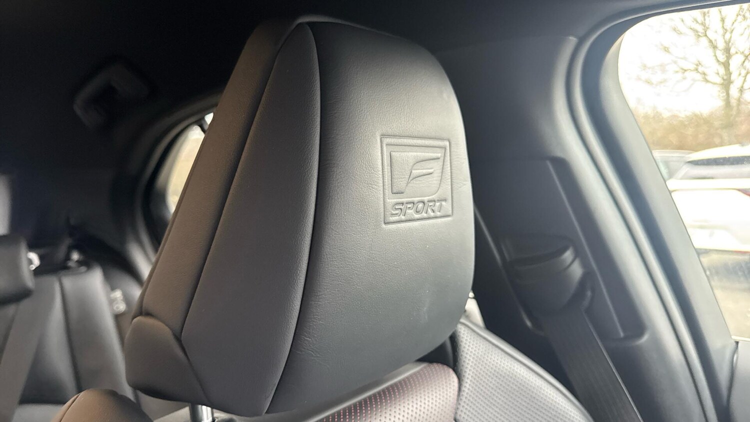 Used Lexus UX 2024 for sale - 77314584: Photo 38