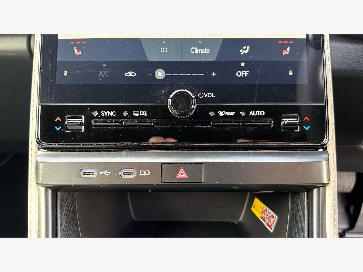 Used Lexus LBX 2024 for sale - 77101909: Photo 22