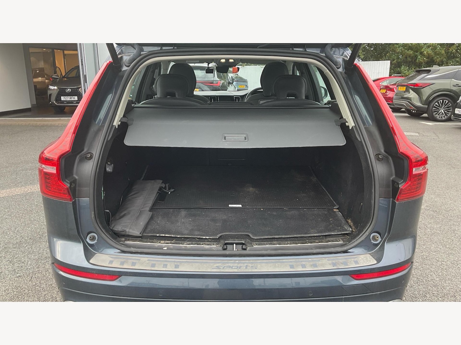 Used Volvo XC60 2022 for sale - 76174874: Photo 17