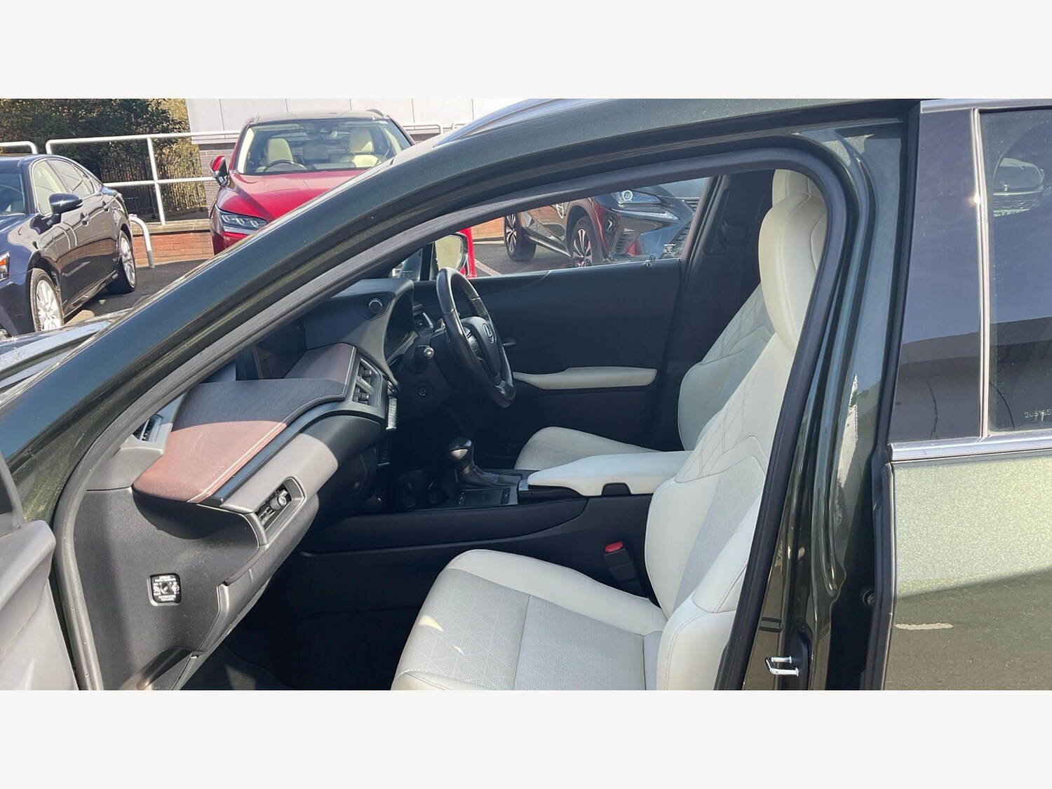 Used Lexus UX 2020 for sale - 78171025: Photo 8