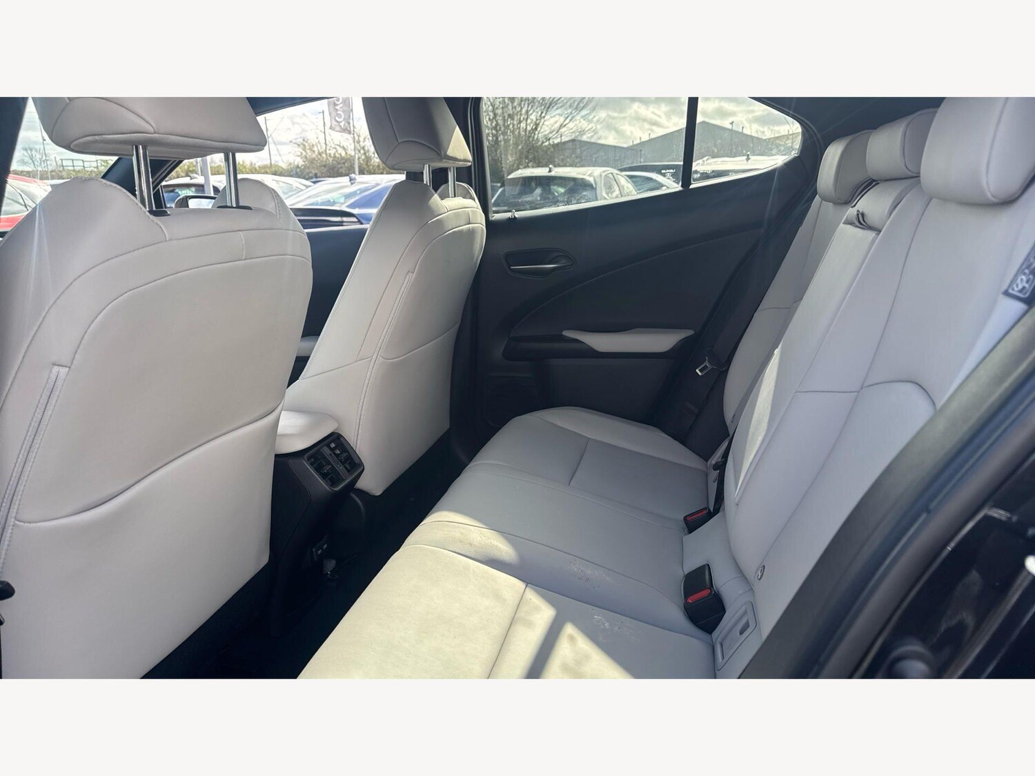 Used Lexus UX 2022 for sale - 77908592: Photo 16