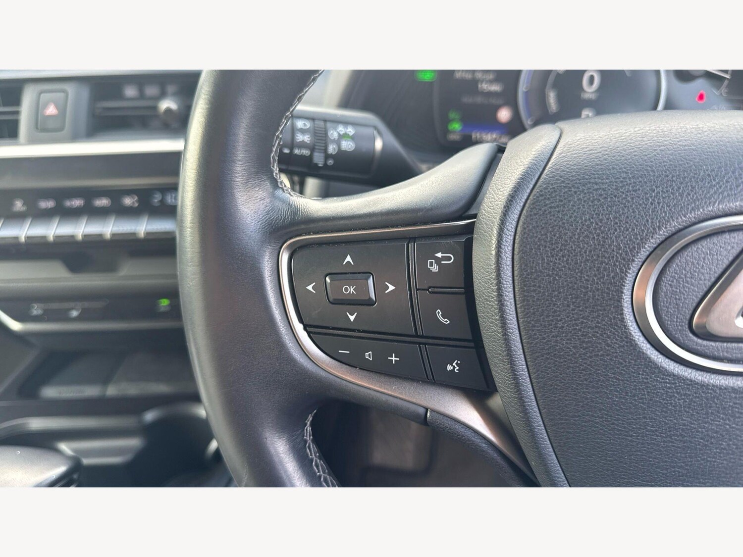 Used Lexus UX 2022 for sale - 77908592: Photo 27