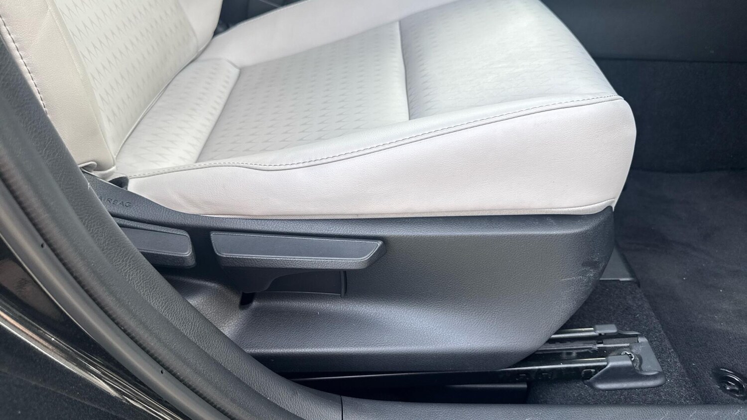 Used Lexus UX 2022 for sale - 77908592: Photo 45