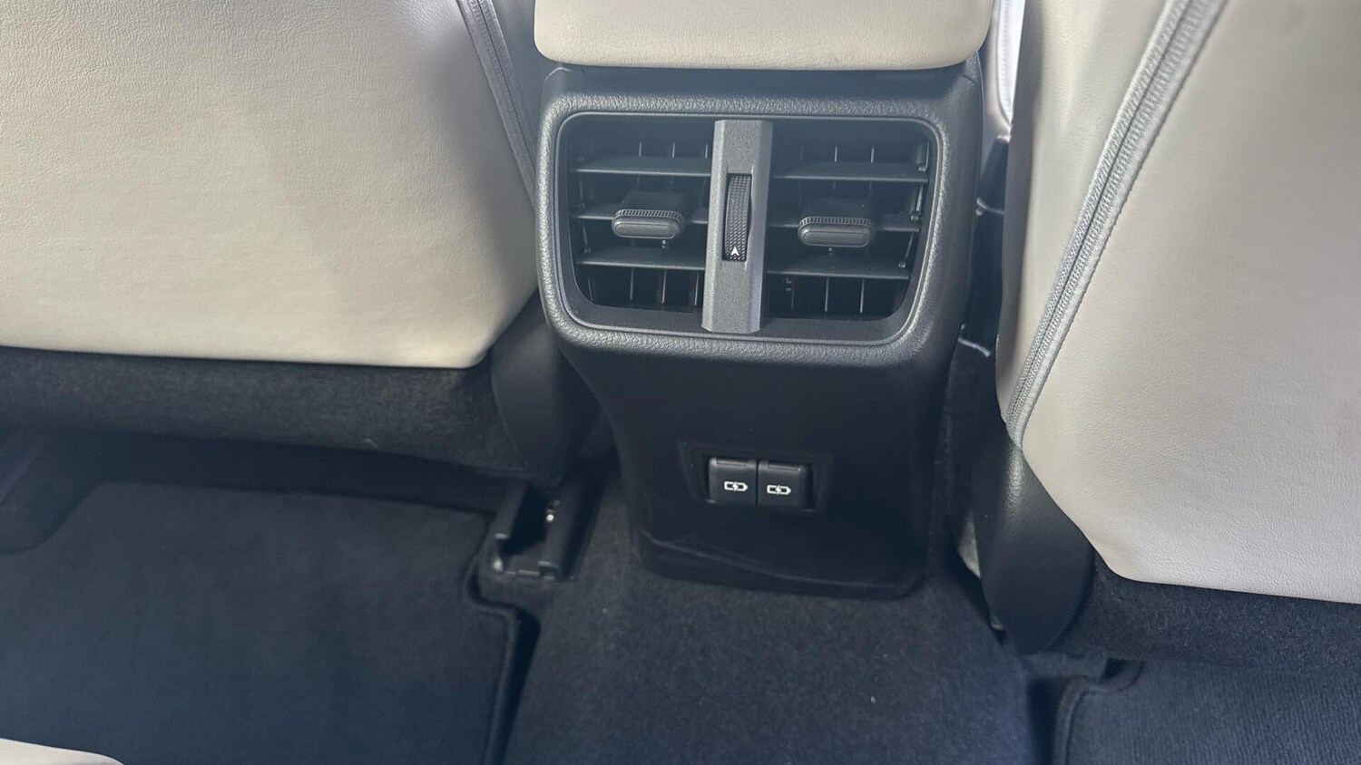 Used Lexus UX 2022 for sale - 77908592: Photo 46