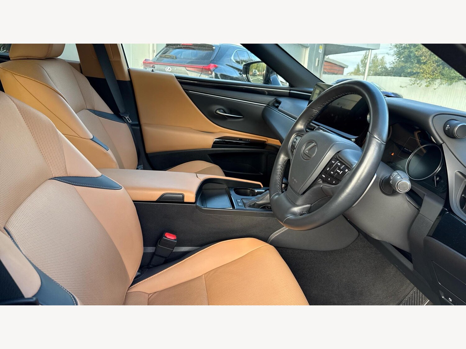 Used Lexus ES 2023 for sale - 76538077: Photo 15