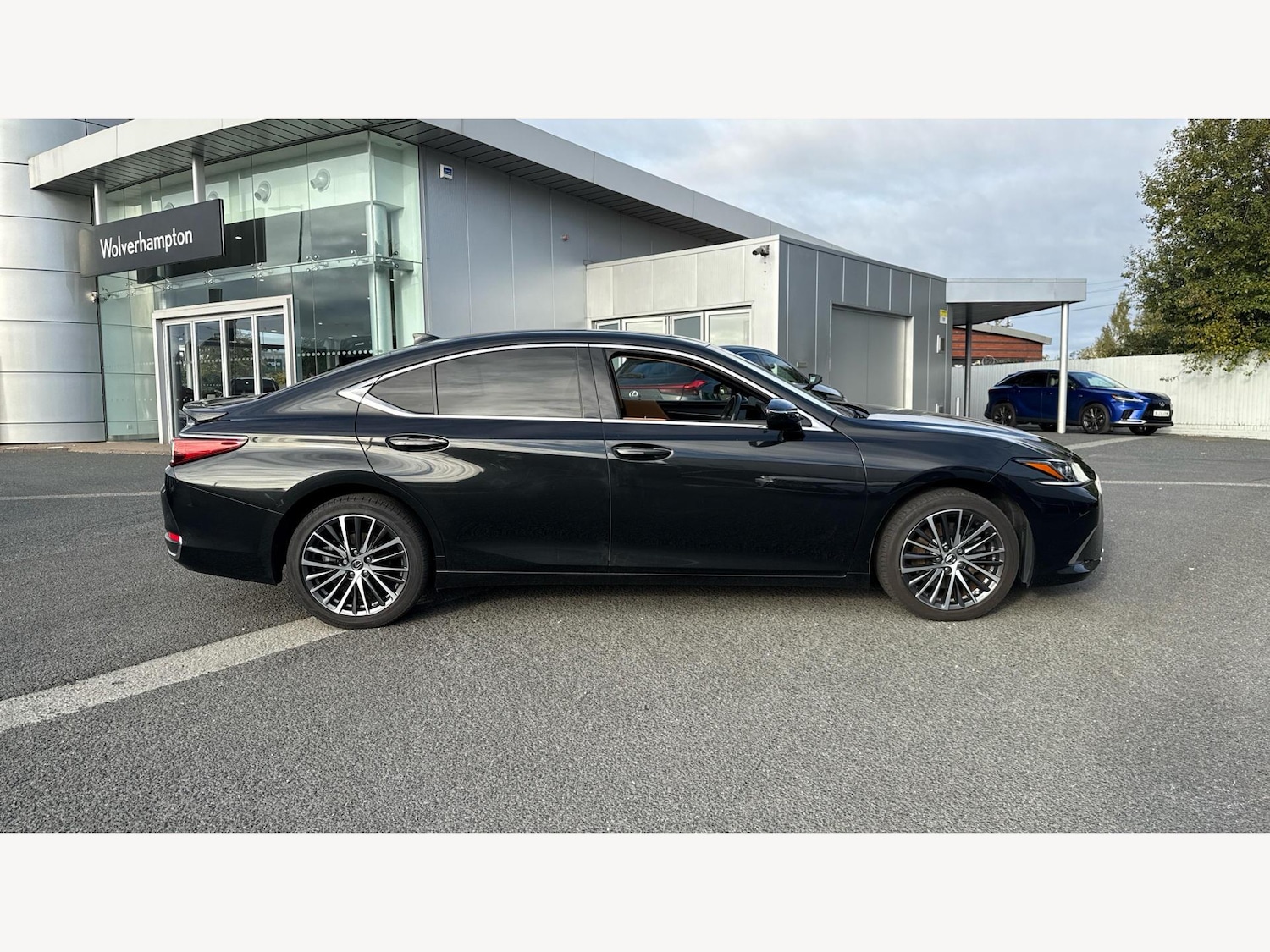 Used Lexus ES 2023 for sale - 76538077: Photo 18