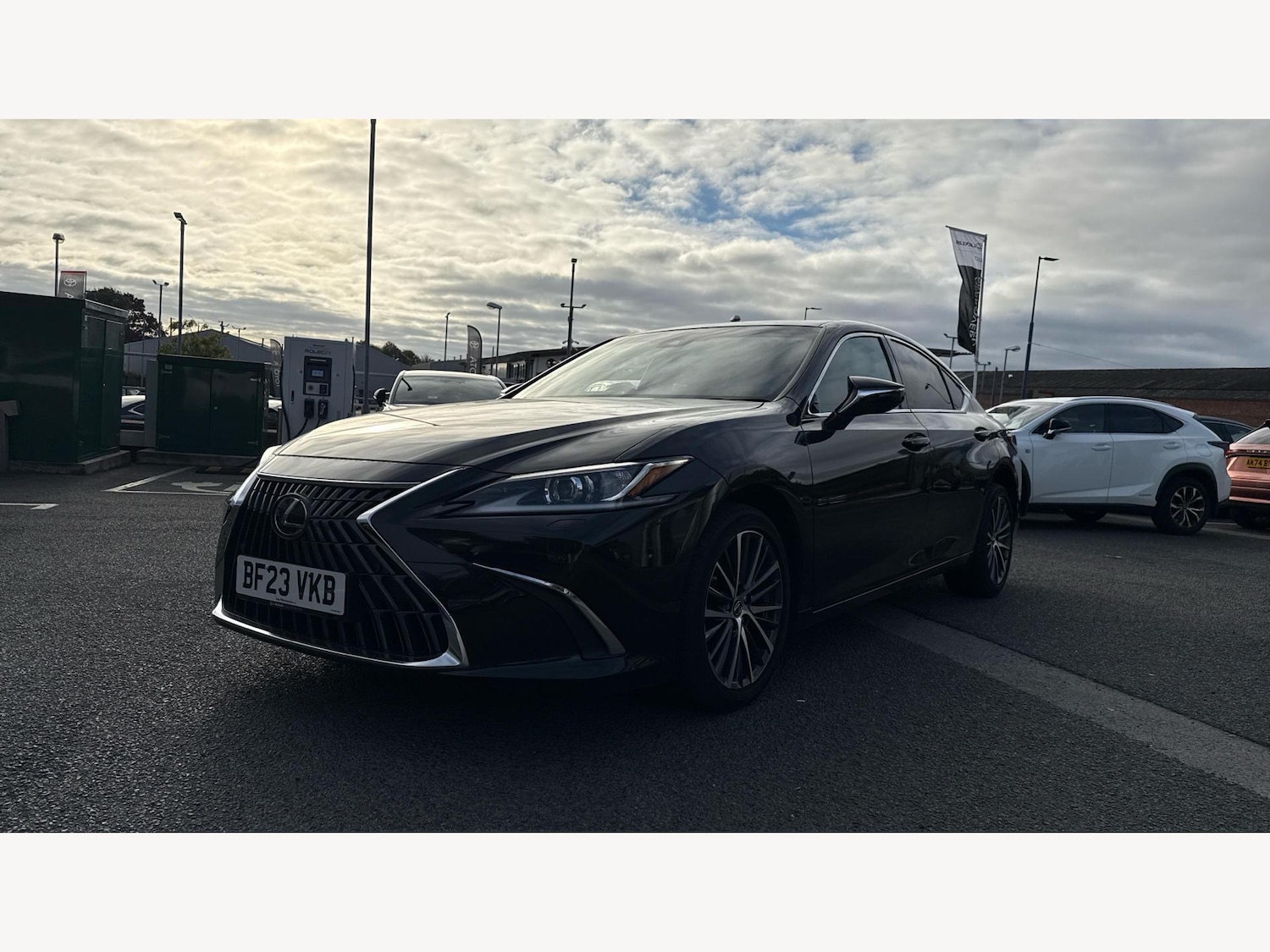 Used Lexus ES 2023 for sale - 76538077: Photo 19