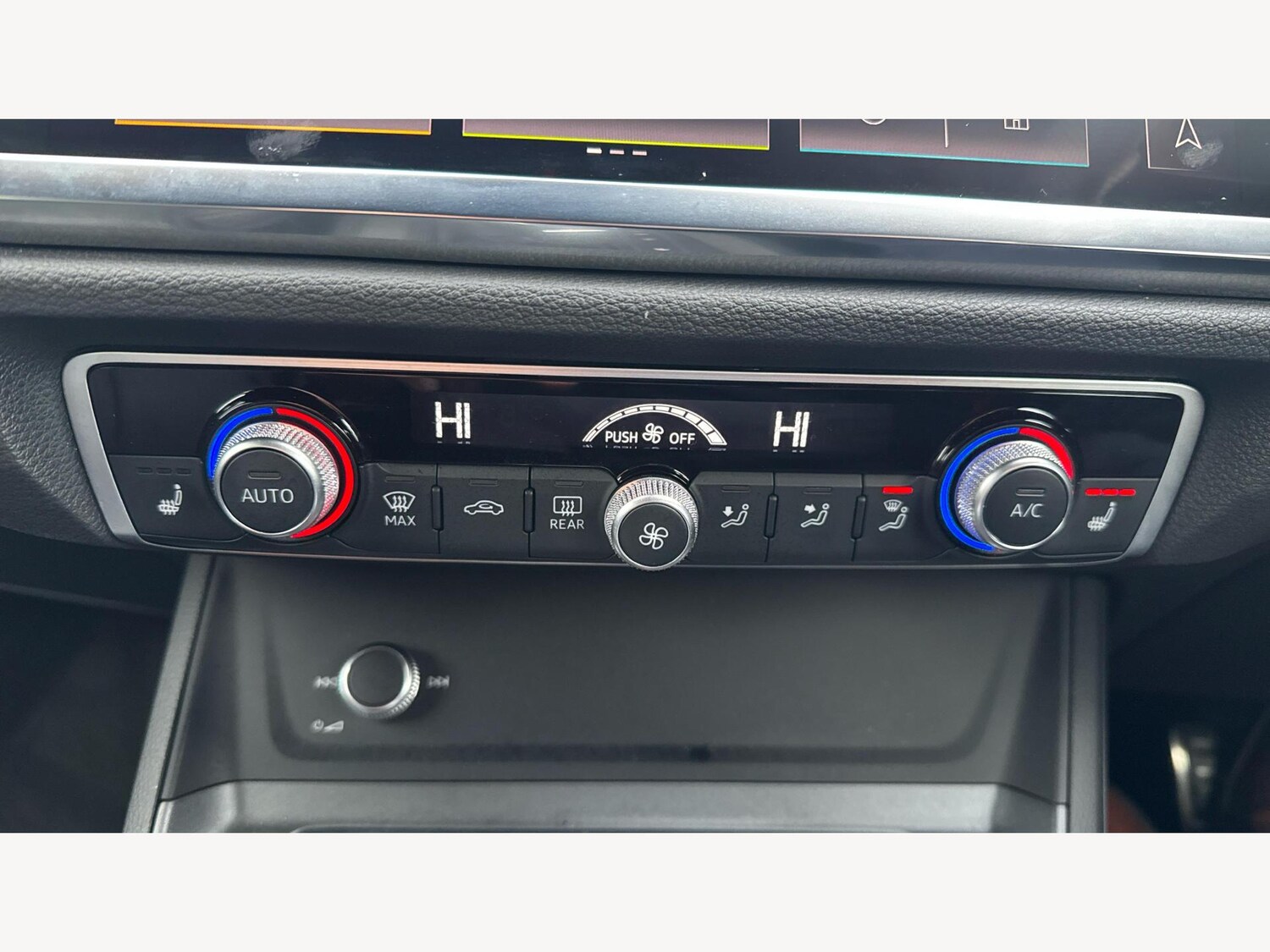 Used Audi Q3 2024 for sale - 77101990: Photo 25