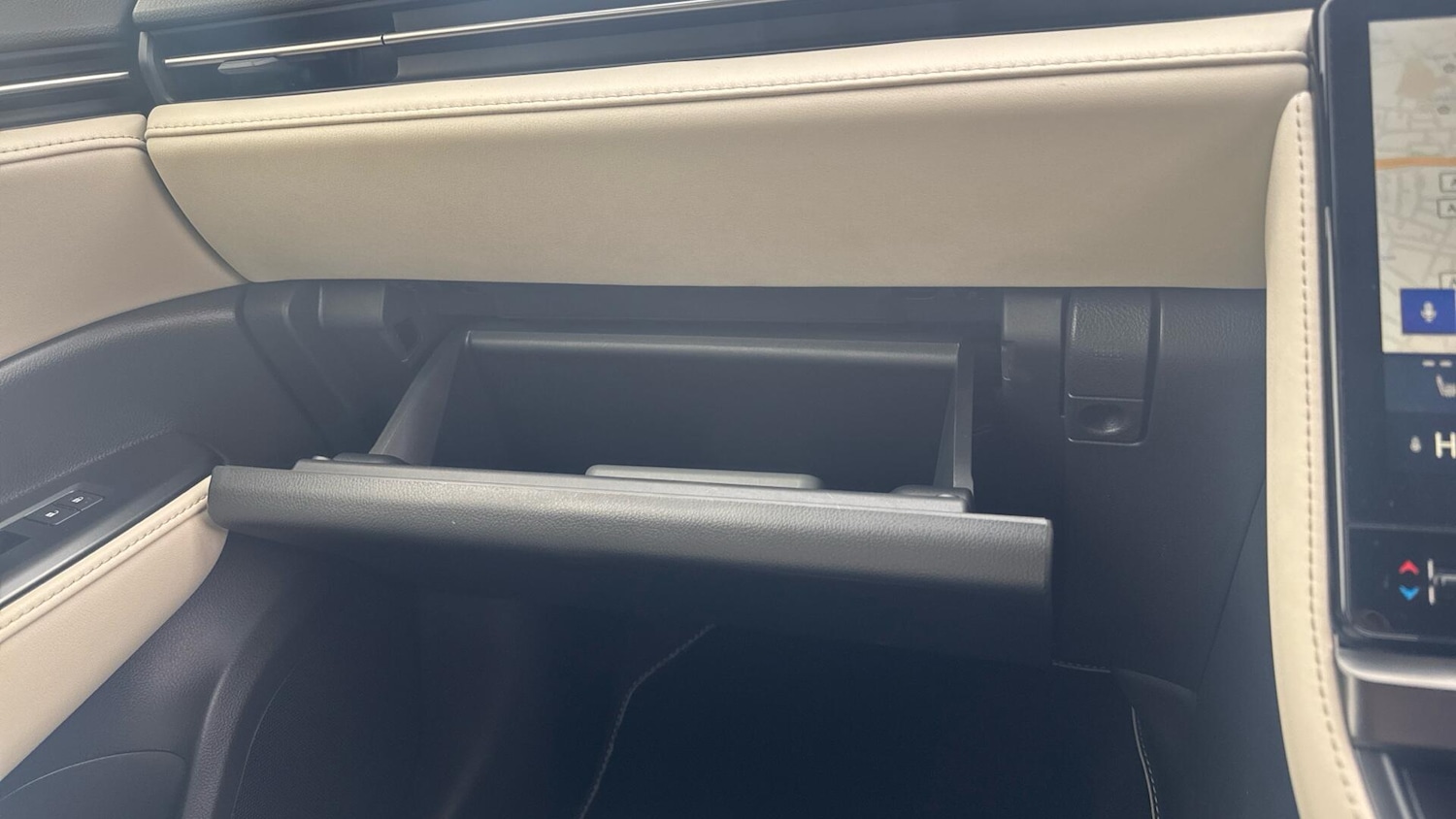 Used Lexus LBX for sale - 77808296: Photo 47