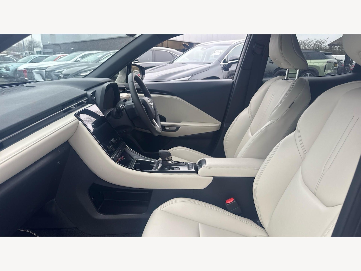 Used Lexus LBX for sale - 77808296: Photo 8