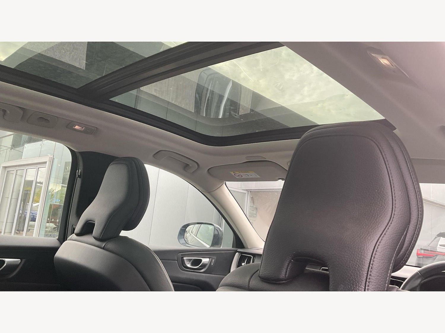 Used Volvo XC60 2022 for sale - 76667436: Photo 27