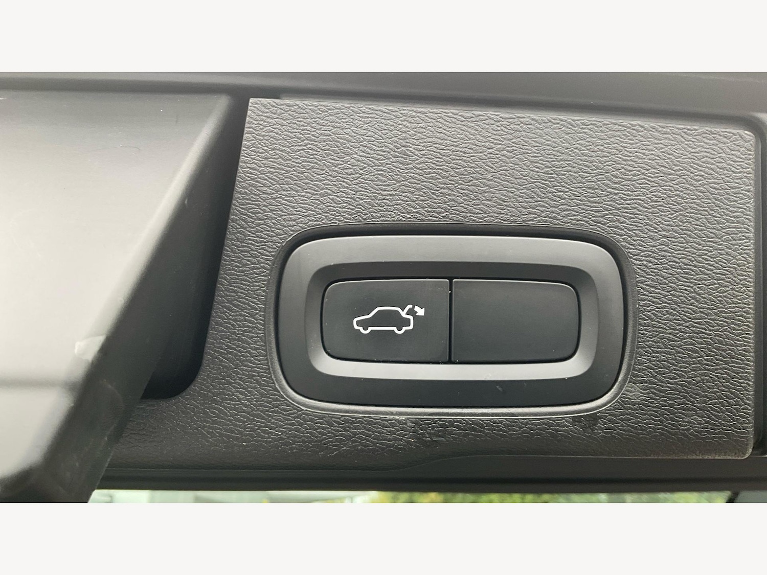 Used Volvo XC60 2022 for sale - 76667436: Photo 28