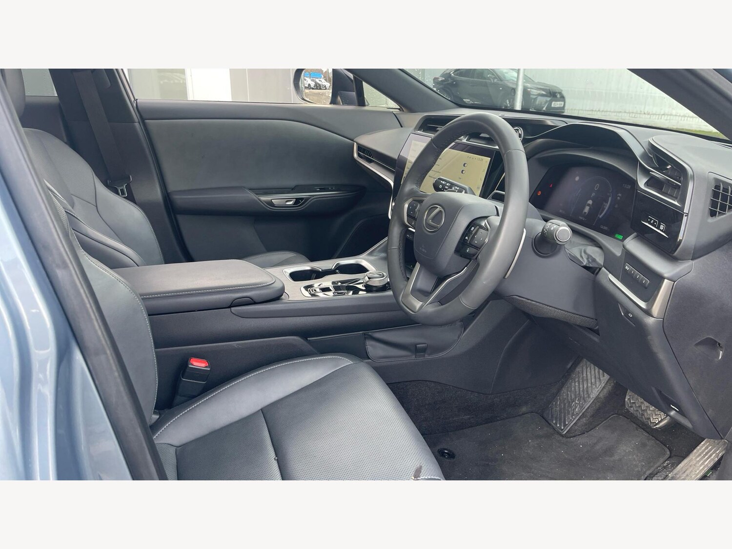 Used Lexus RZ 2024 for sale - 77330379: Photo 15