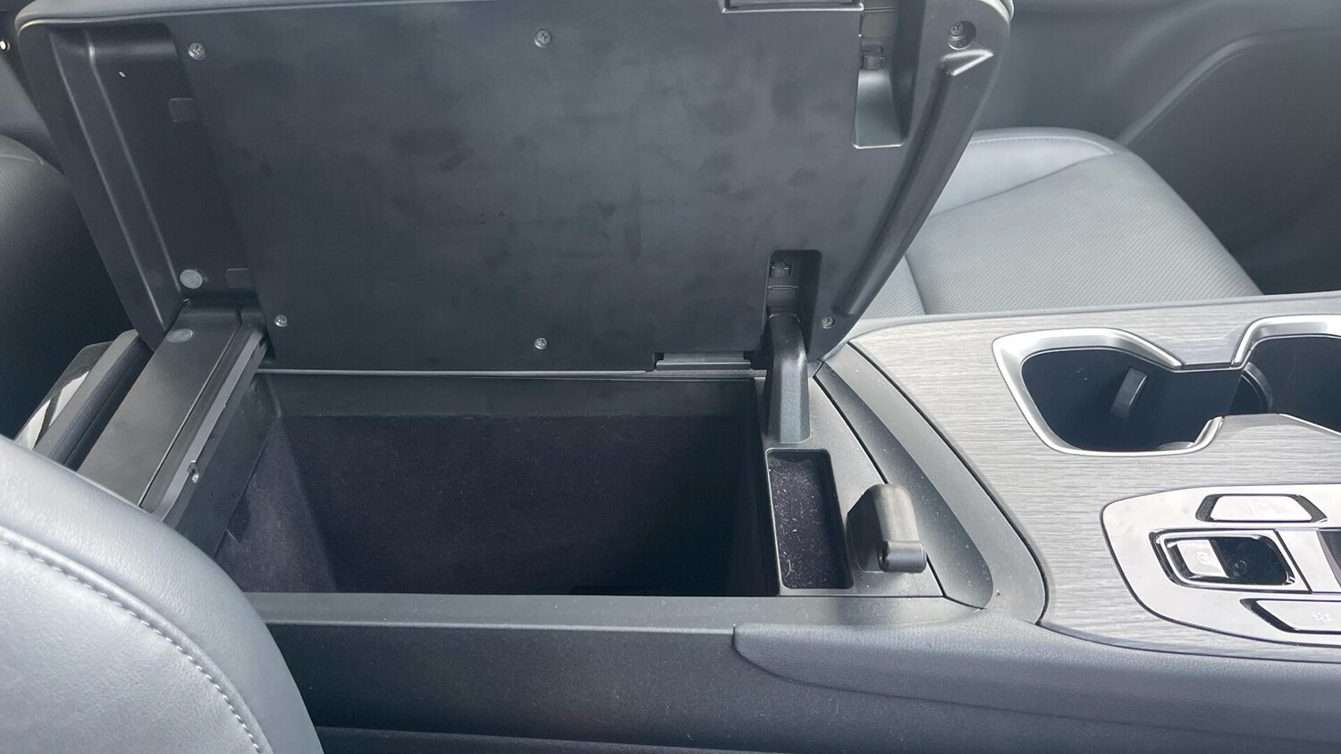 Used Lexus RZ 2024 for sale - 77330379: Photo 36