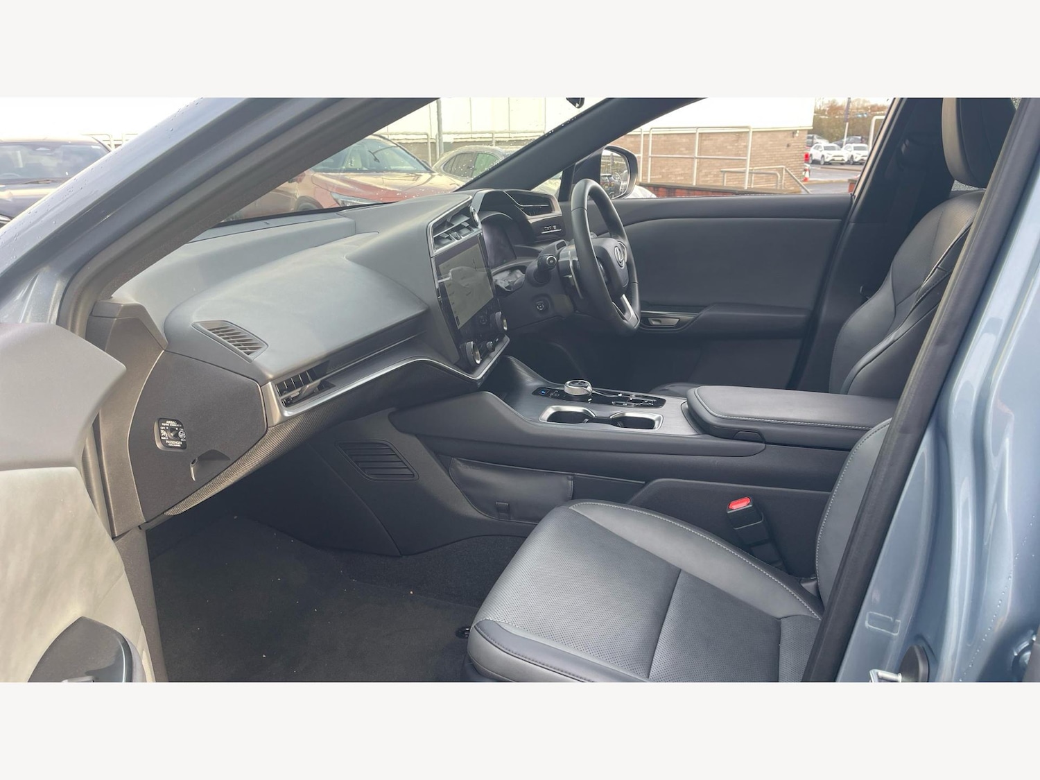 Used Lexus RZ 2024 for sale - 77330379: Photo 8