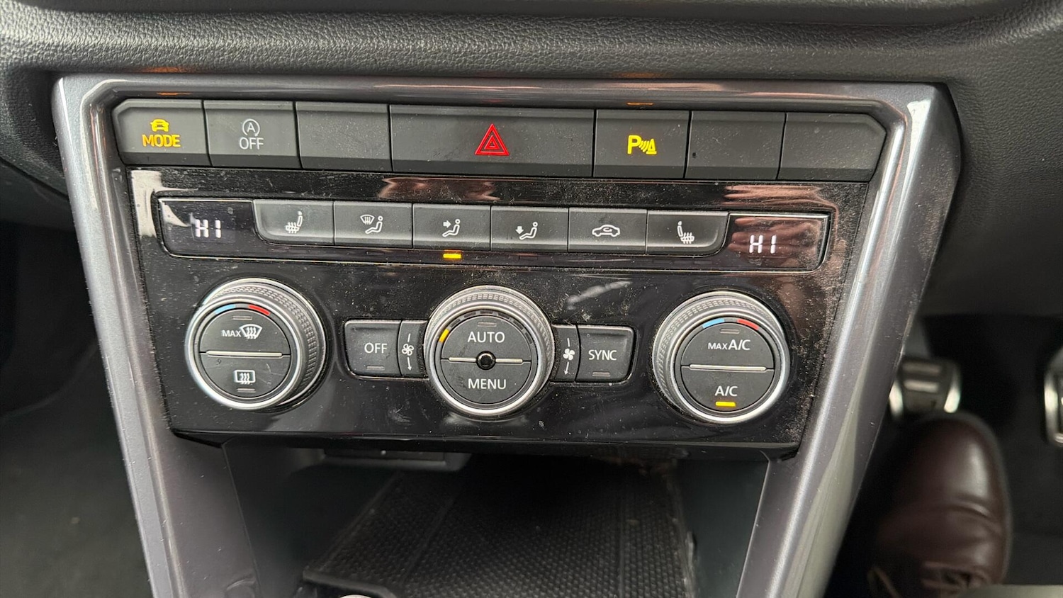 Used Volkswagen T-Roc 2021 for sale - 78171026: Photo 32